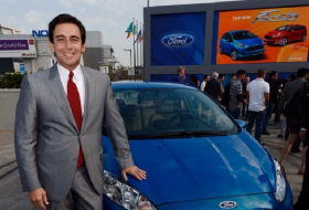 Ford CEO explains decision to scrap Mexico factory